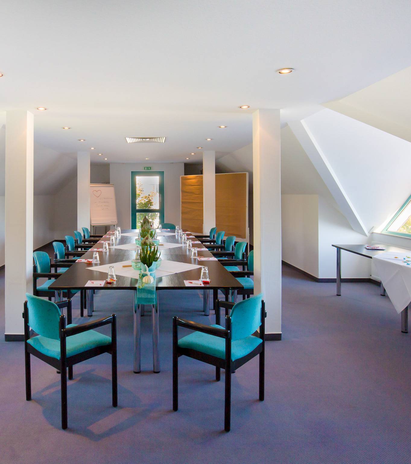 Montana Hotel dinner room